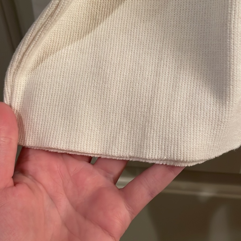 White Cropped Sweater - Picture 5 of 7
